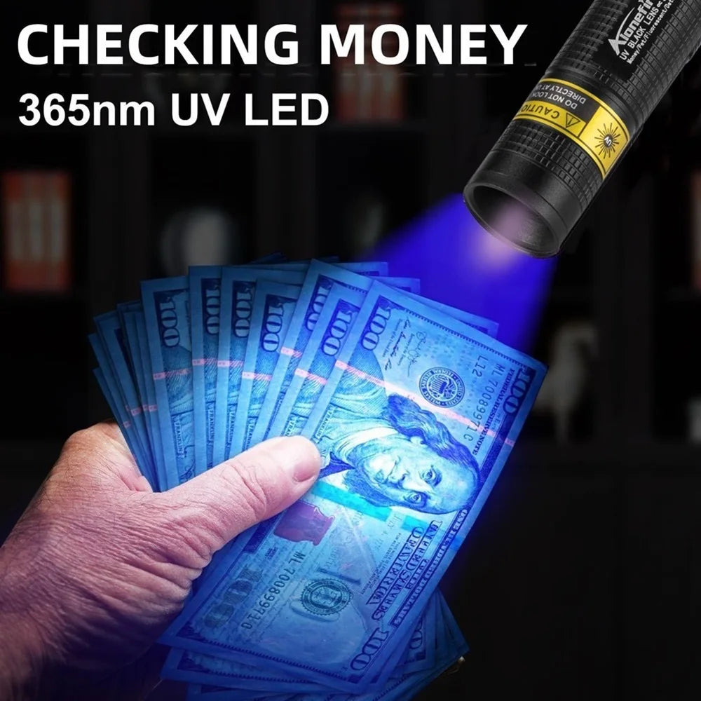 365nm UV Blacklight Flashlight – Rechargeable